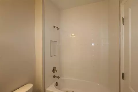 Bath - 2673 Great Heron Ave, Saint Cloud, FL 34773 photo 4 of 4