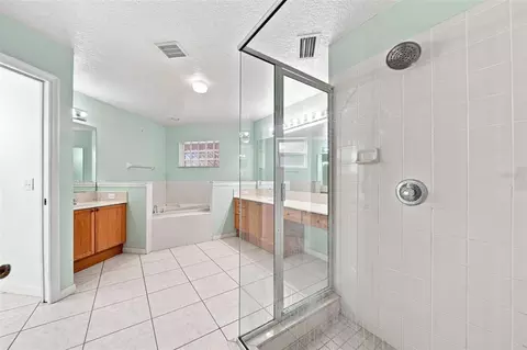 Bath - 30116 Apricot Way, Eustis, FL 32736 photo 3 of 4