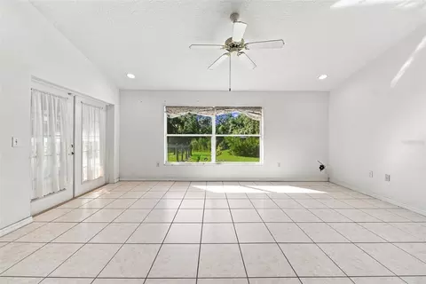 Living - 30116 Apricot Way, Eustis, FL 32736 photo 6 of 6
