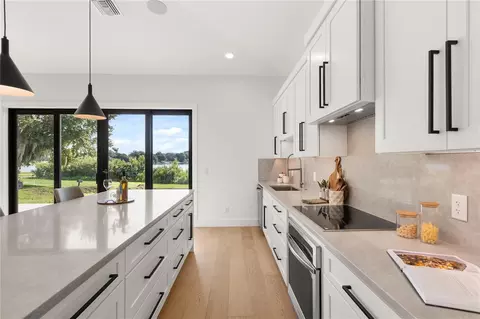 Kitchen - 930 East Blvd, Windermere, FL 34786 photo 2 of 3