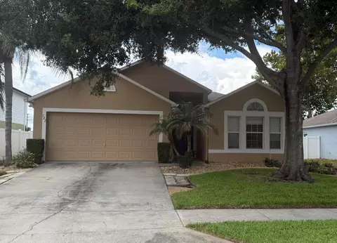 122 Royalty Cir, Sanford, FL 32771