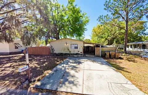 17529 Palm Dr, Montverde, FL 34756