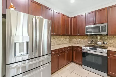 Kitchen - 15909 St Clair St, Clermont, FL 34714 photo 4 of 4