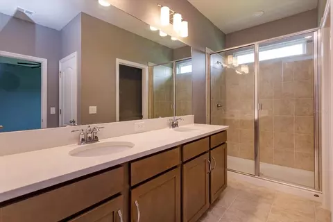 Bath - 1914 Terrapin Rd, Ocoee, FL 34761 photo 1 of 3