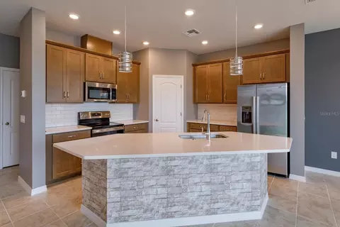 Kitchen - 1914 Terrapin Rd, Ocoee, FL 34761 photo 1 of 3