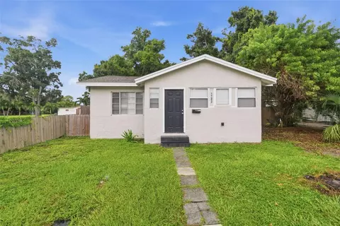1743 30th St S, Saint Petersburg, FL 33712