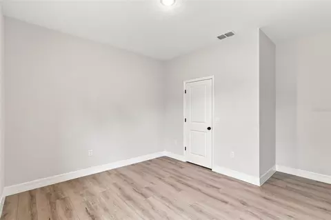Bedroom - 41325 Royal Trails Rd, Eustis, FL 32726 photo 4 of 5