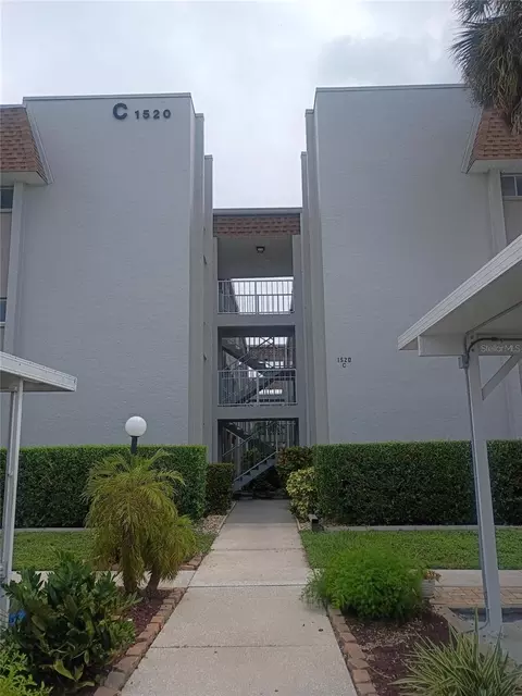 1520 Glen Oaks Dr E #248, Sarasota, FL 34232