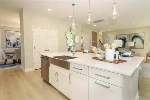 Kitchen - 5288 Obsidian Gate Dr, Mount Dora, FL 32757 photo 3 of 3