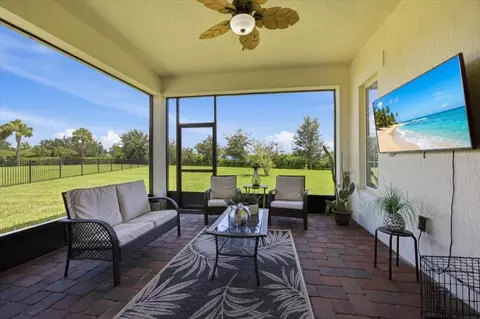 Exterior - 2541 Yellow Brick Rd, Saint Cloud, FL 34771 photo 4 of 9