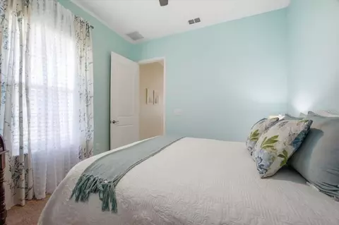 Bedroom - 2541 Yellow Brick Rd, Saint Cloud, FL 34771 photo 2 of 4