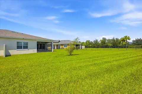 Exterior - 2541 Yellow Brick Rd, Saint Cloud, FL 34771 photo 7 of 9