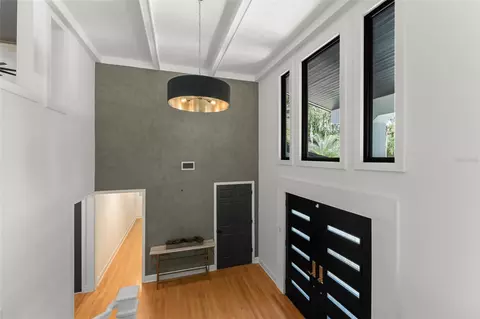 Entry Way - 101 Lee St, Windermere, FL 34786 photo 5 of 6