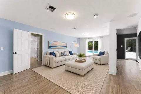 Living - 101 Lee St, Windermere, FL 34786 photo 13 of 16
