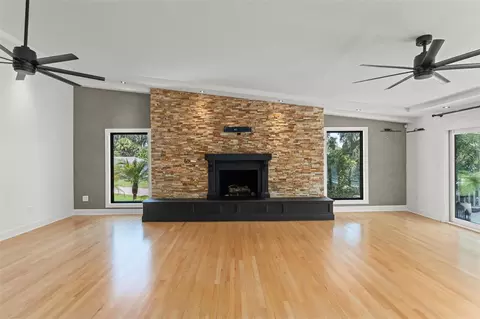 Living - 101 Lee St, Windermere, FL 34786 photo 6 of 16