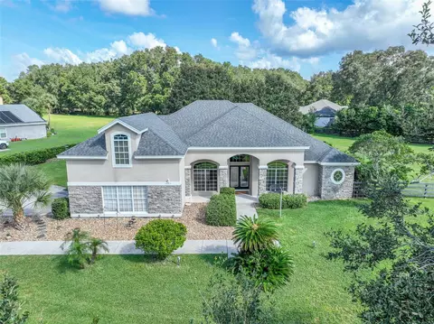 25013 Derby Dr, Sorrento, FL 32776