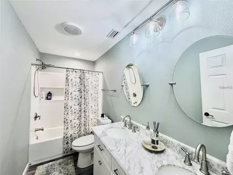 Bath - 4033 13th Ave W, Bradenton, FL 34205 photo 2 of 2