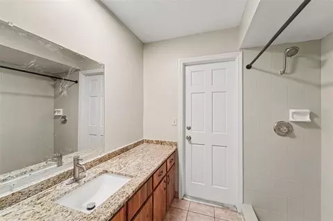 Bath - 5296 Freeport Dr, Spring Hill, FL 34606 photo 2 of 2