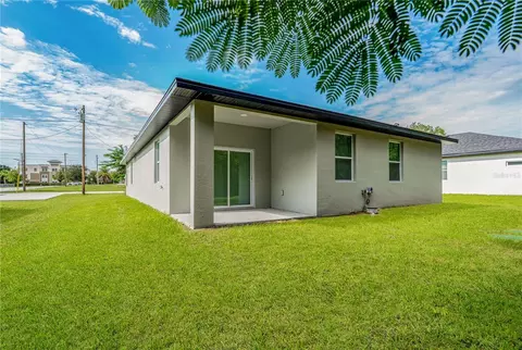 Exterior - 435 E 13th St, Apopka, FL 32703 photo 6 of 7