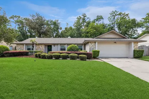 734 Riverbend Blvd, Longwood, FL 32779