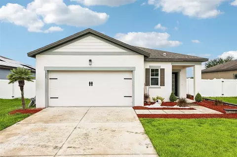1005 Wanderer Dr, Deltona, FL 32738