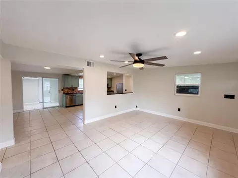 Living - 119 Lantern Ln, Winter Haven, FL 33884 photo 2 of 3