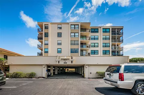 6177 Sun Blvd #307, Saint Petersburg, FL 33715