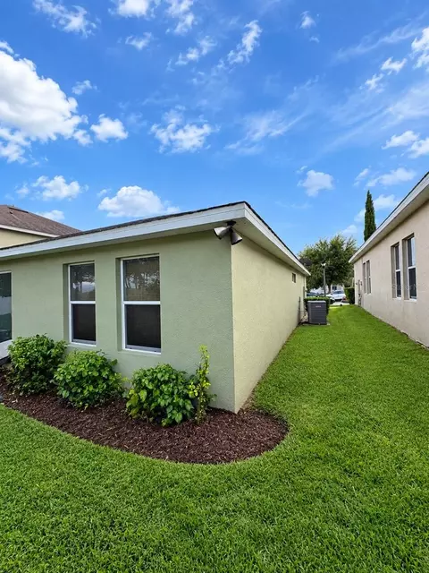 Exterior - 3538 Heart Pine Loop, Ocoee, FL 34761 photo 4 of 8