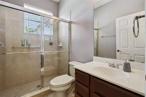 Bath - 1458 Whitefriar Dr, Ocoee, FL 34761 photo 4 of 5