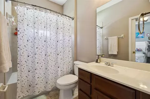 Bath - 1458 Whitefriar Dr, Ocoee, FL 34761 photo 5 of 5