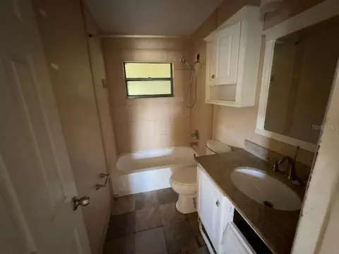 996 Grayson Dr, Orlando, FL 32825 photo 5