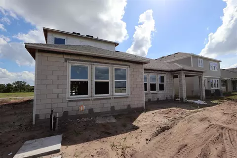 Exterior - 5406 Lassen St, Saint Cloud, FL 34771 photo 3 of 4