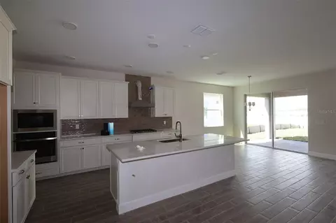 Kitchen - 5400 Lassen St, Saint Cloud, FL 34771 photo 2 of 2