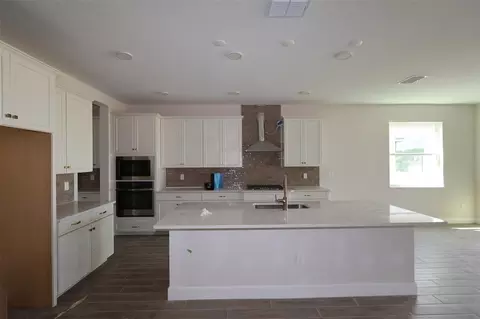 Kitchen - 5400 Lassen St, Saint Cloud, FL 34771 photo 1 of 2