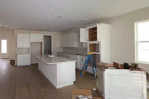 Kitchen - 5388 Lassen St, Saint Cloud, FL 34771 photo 3 of 3