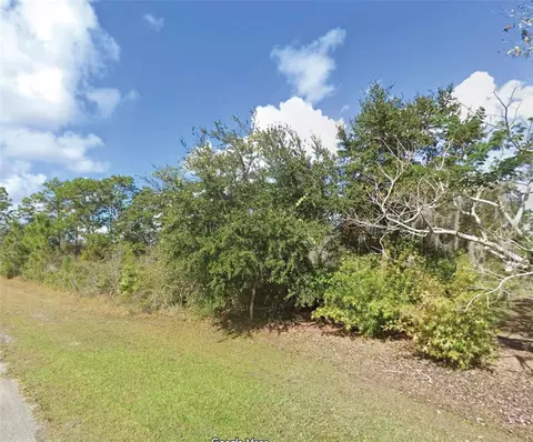 10 Camellia Dr, Indian Lake Estates, FL 33855