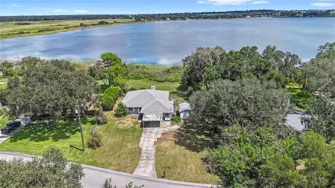 310 Paradise Island Dr, Haines City, FL 33844