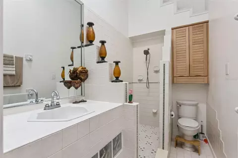 Bath - 4874 Old Oak Trl, Saint Cloud, FL 34771 photo 1 of 2