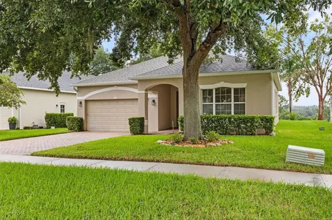 Exterior - 2390 Caledonian St, Clermont, FL 34711 photo 6 of 9