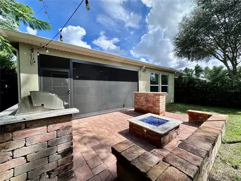 Exterior - 1557 Amber Leaf Cir, Ocoee, FL 34761 photo 9 of 18