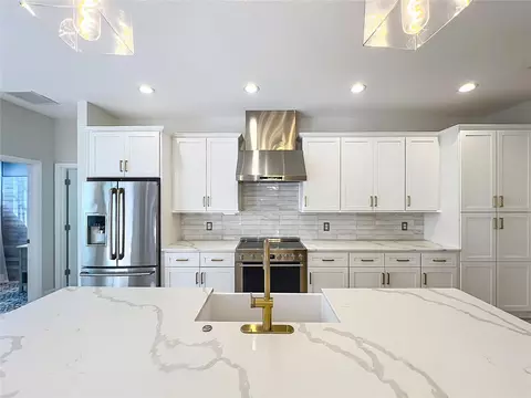 Kitchen - 7033 Bramlea Ln, Windermere, FL 34786 photo 3 of 13