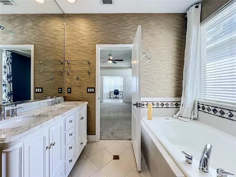 Bath - 7033 Bramlea Ln, Windermere, FL 34786 photo 6 of 7