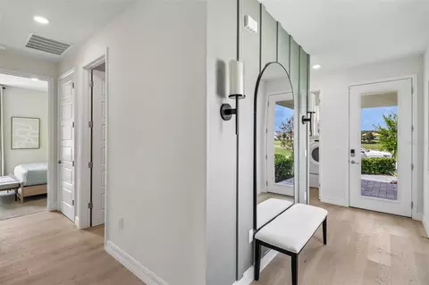 Entry Way - 3945 Kennebunk Loop, Mount Dora, FL 32757 photo 2 of 2
