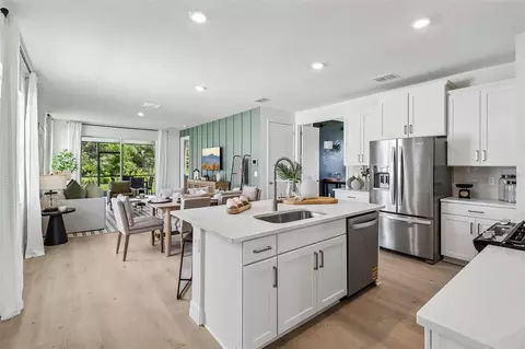 Kitchen - 3945 Kennebunk Loop, Mount Dora, FL 32757 photo 1 of 4