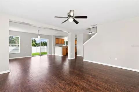 Living - Undisclosed, Seffner, FL 33584 photo 2 of 5