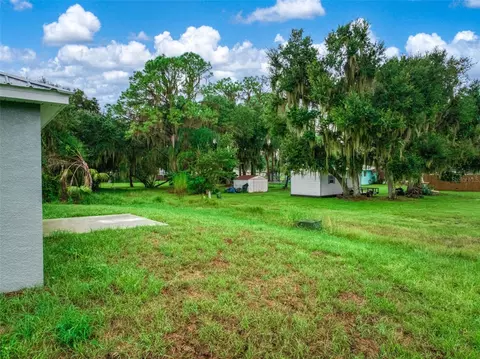 Exterior - 6025 Cypress Ter, Sebring, FL 33876 photo 3 of 7