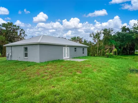 Exterior - 6025 Cypress Ter, Sebring, FL 33876 photo 4 of 7