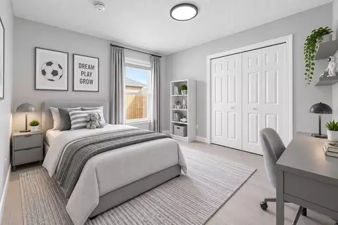 Bedroom - 3947 Warbler Dr, Winter Haven, FL 33880 photo 1 of 5