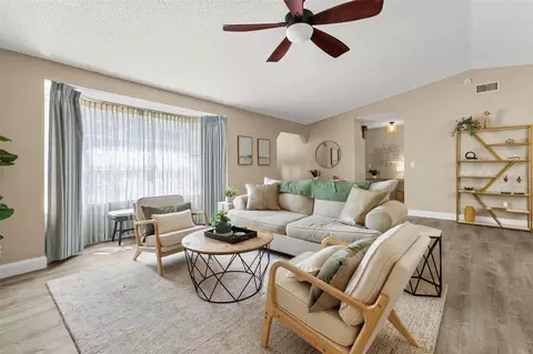 Living - 121 Oak Ridge Ave, Edgewater, FL 32132 photo 2 of 5
