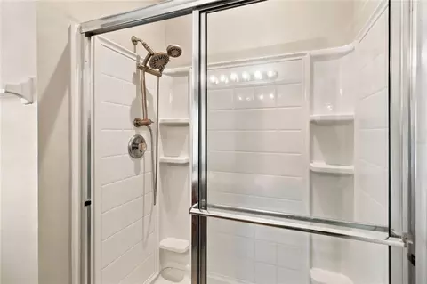 Bath - 7103 Red Lantern Dr #7103, Harmony, FL 34773 photo 2 of 3
